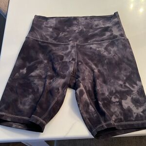 Align Smokey Black Lululemon Bikers 6.  8”
